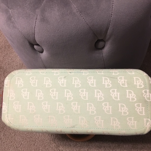 Dooney & Bourke Tassel Tote great Vintage - Picture 4 of 8